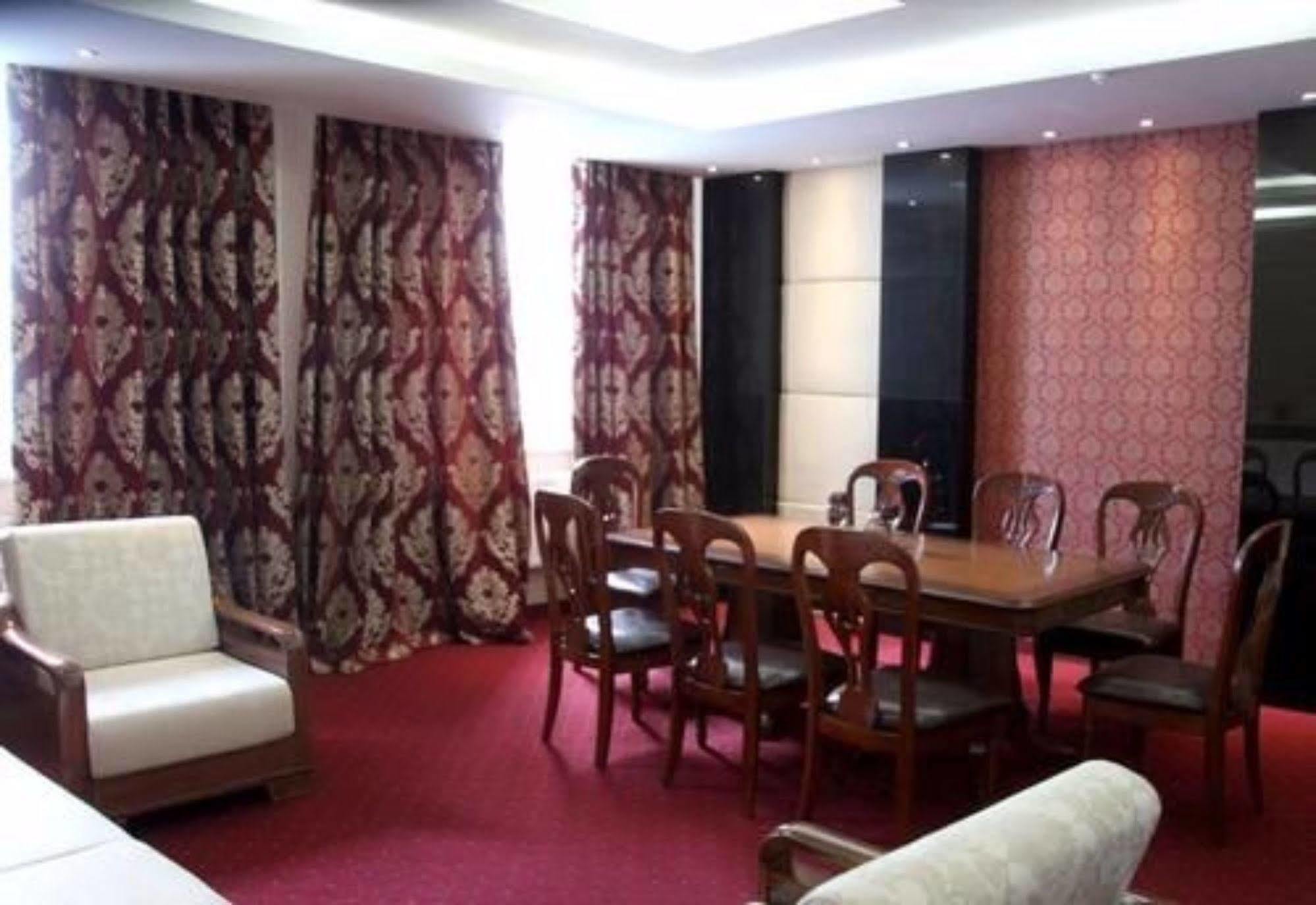 Best Western Gobi'S Kelso Ulaanbaatar Ngoại thất bức ảnh