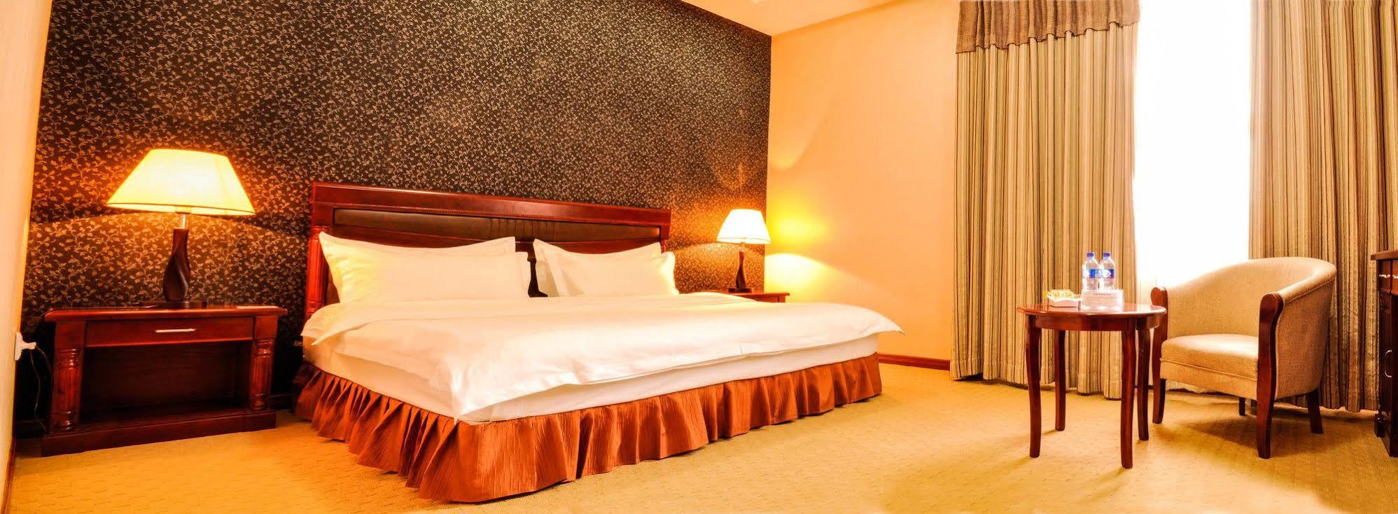 Best Western Gobi'S Kelso Ulaanbaatar Ngoại thất bức ảnh