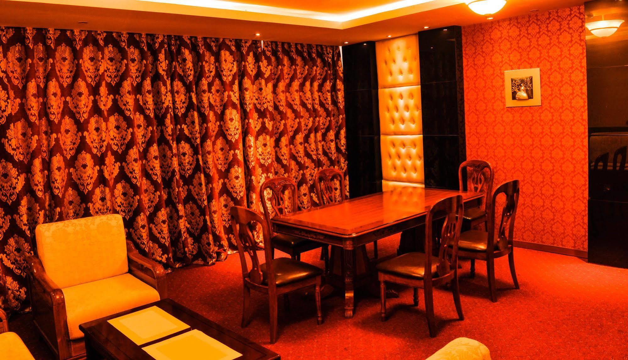 Best Western Gobi'S Kelso Ulaanbaatar Ngoại thất bức ảnh
